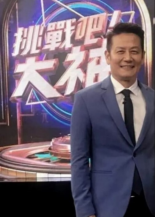 肉感肥臀大奶骚货和精瘦小伙激情啪啪 - 91JQ
